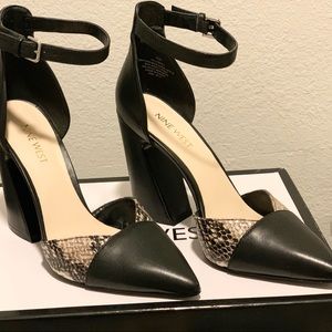 Nine West Hillianao BK/NAMU LE Size 6M
